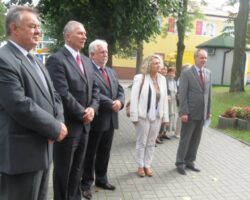 Wykład podczas otwarcia Pomnika-Ławeczki Marii Skłodowskiej-Curie w Mławie (2/3)